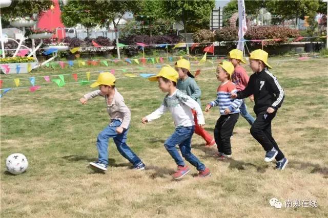 最好的爱是陪伴孩子视频,最好的爱是陪伴萌娃