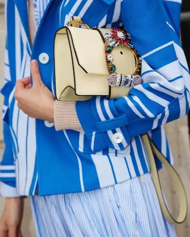 真实的prada,prada给人的感觉