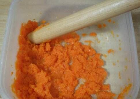 床单衣服有血渍不好洗怎么办,清洁床单血渍泡沫剂