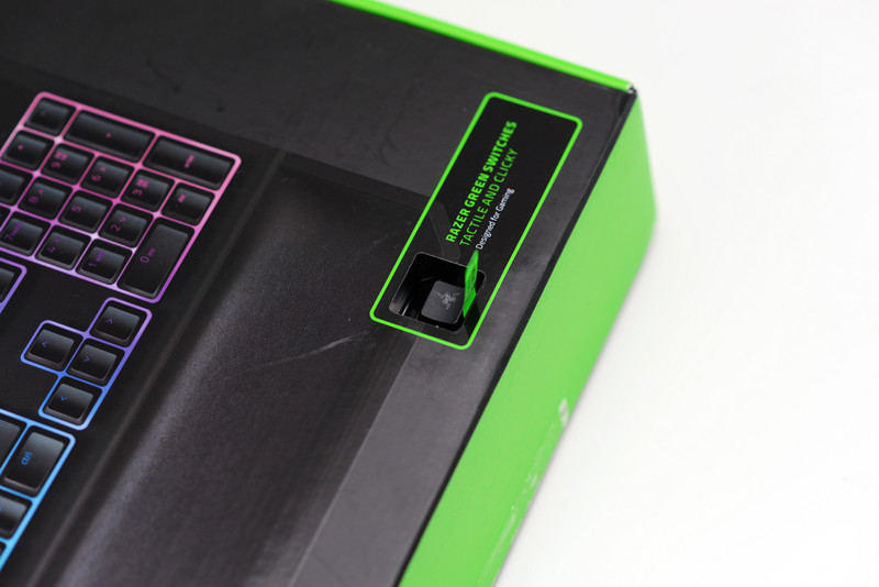 黑寡妇蜘蛛2019和幻彩版,黑寡妇蜘蛛幻彩版测评