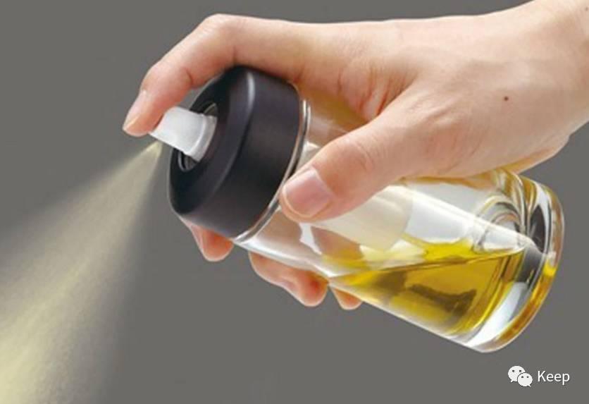 椰子水和椰汁的功效与作用,椰子水和椰汁的区别是