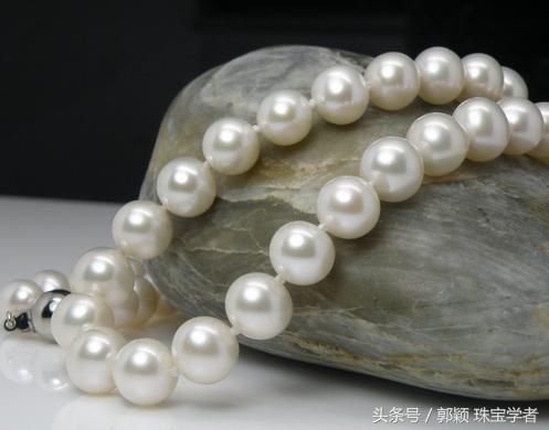 真正的天然珍珠是有什么颜色,天然珍珠是什么样的