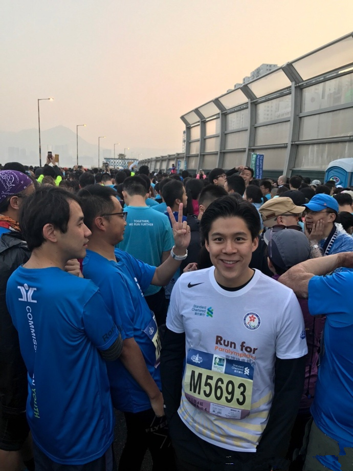 各明星的马甲线,盘点明星马甲线