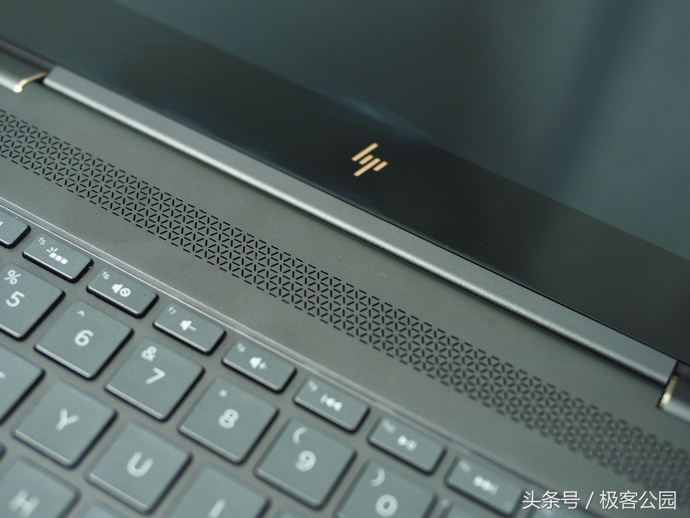 惠普spectrex360值不值得买,惠普spectrex36015深度测评