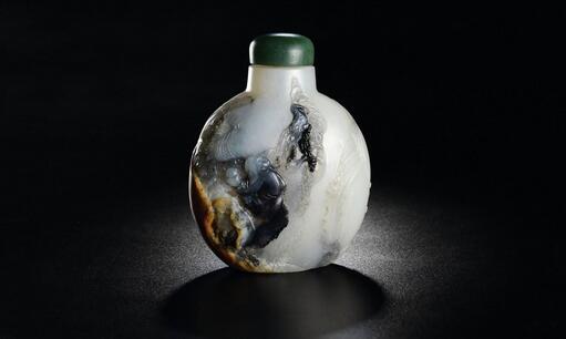 鼻烟壶拍卖价格一览表,清代和田玉鼻烟壶价格