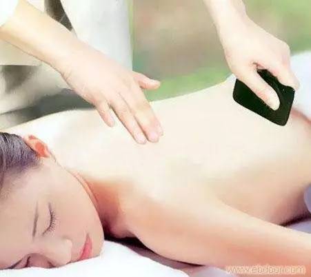 刮痧治疗过敏性鼻炎视频,刮痧放血治鼻炎