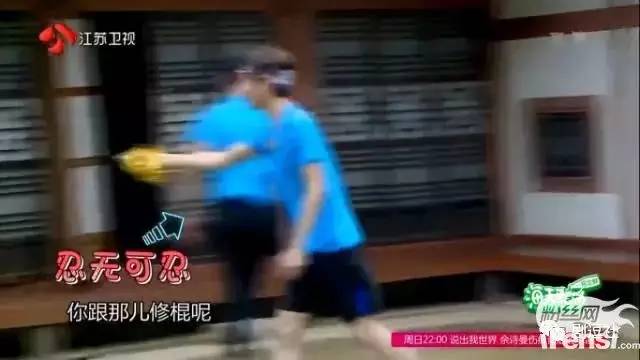 王嘉尔：耿直BOY和他的相爱相杀的男人们