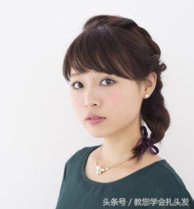 简单的发型给你带来不一样美,很引人注意的发型简单又好看
