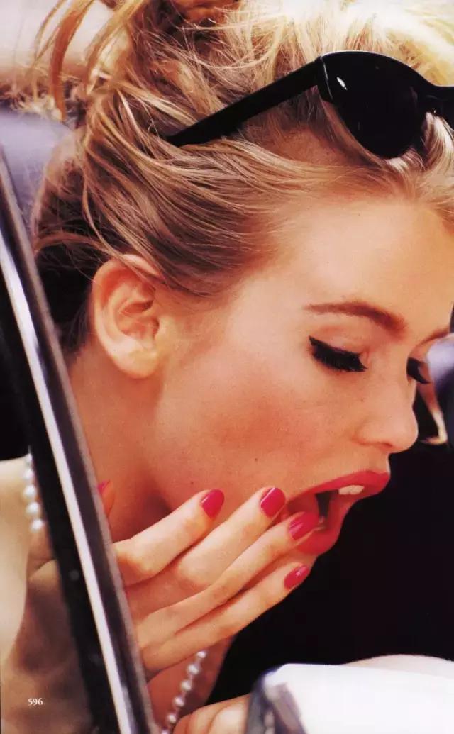 隐形眼镜液洗化妆刷,隐形眼镜水洗化妆刷