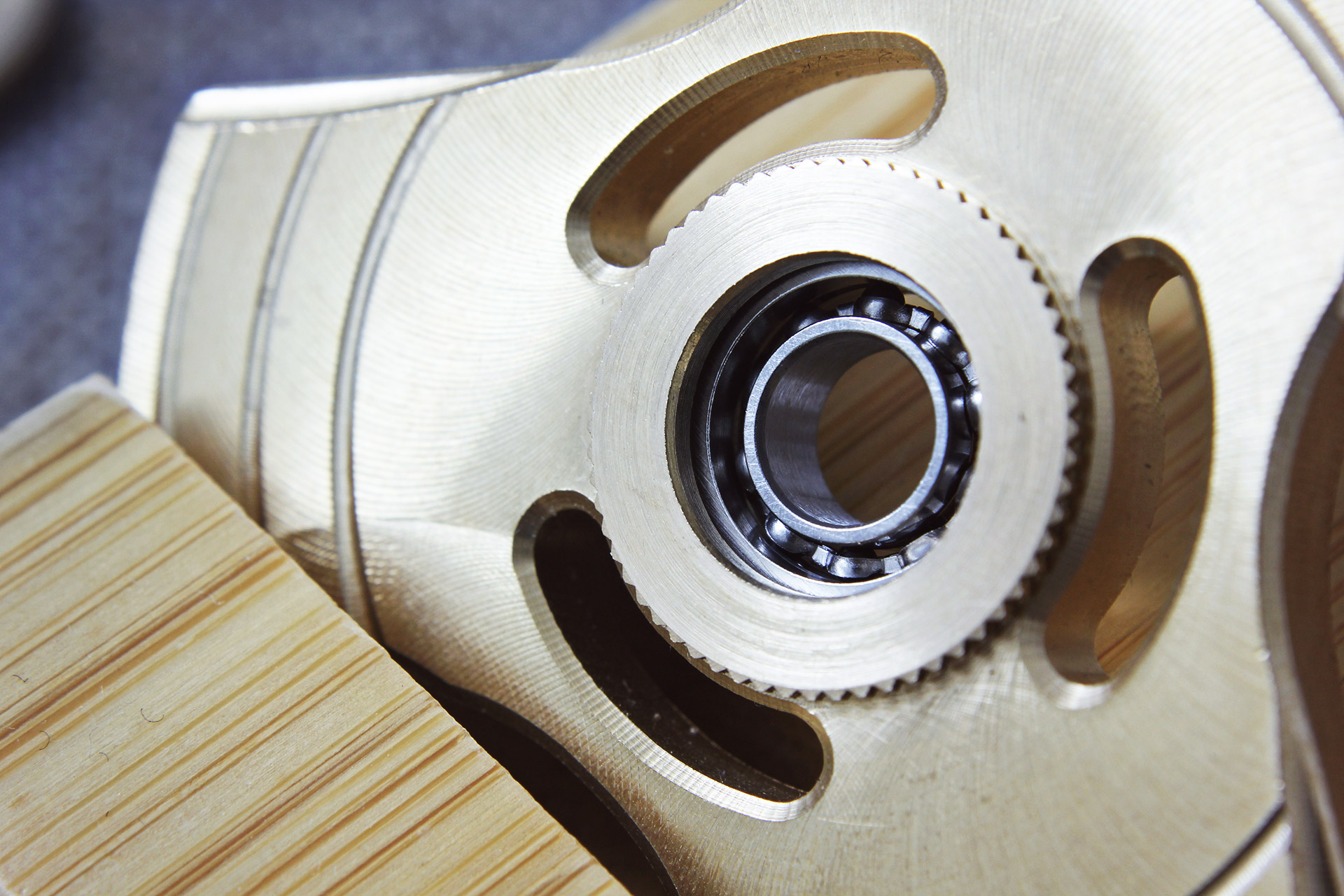 三叶纯铜指尖陀螺,光电式三叶指尖陀螺