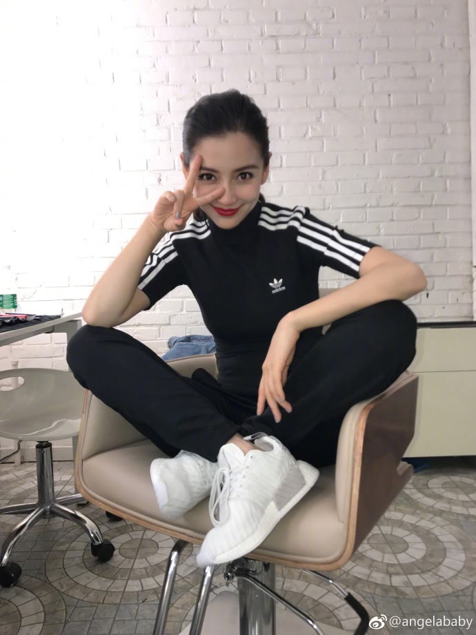 angelababy奔跑吧第六季穿搭,angelababy回归奔跑吧礼服