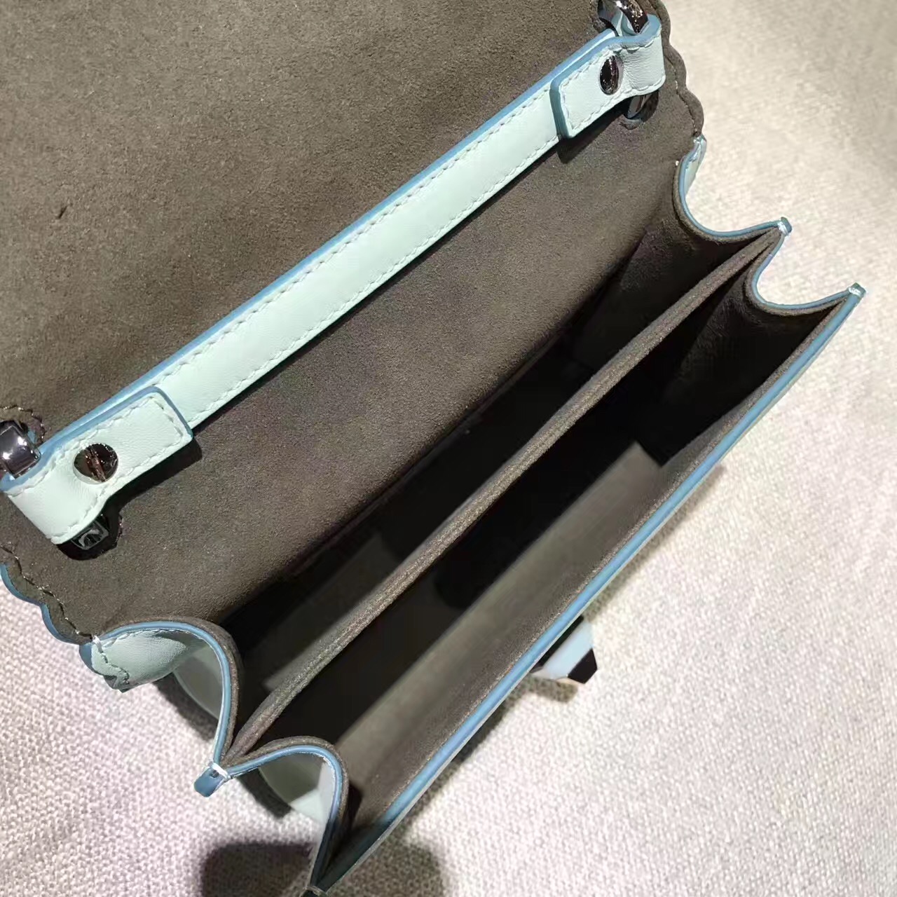 fendi包包大中小,fendi包经典款