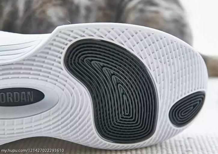 不负责球鞋评测zoomlive,jordanultrafly2实战评测