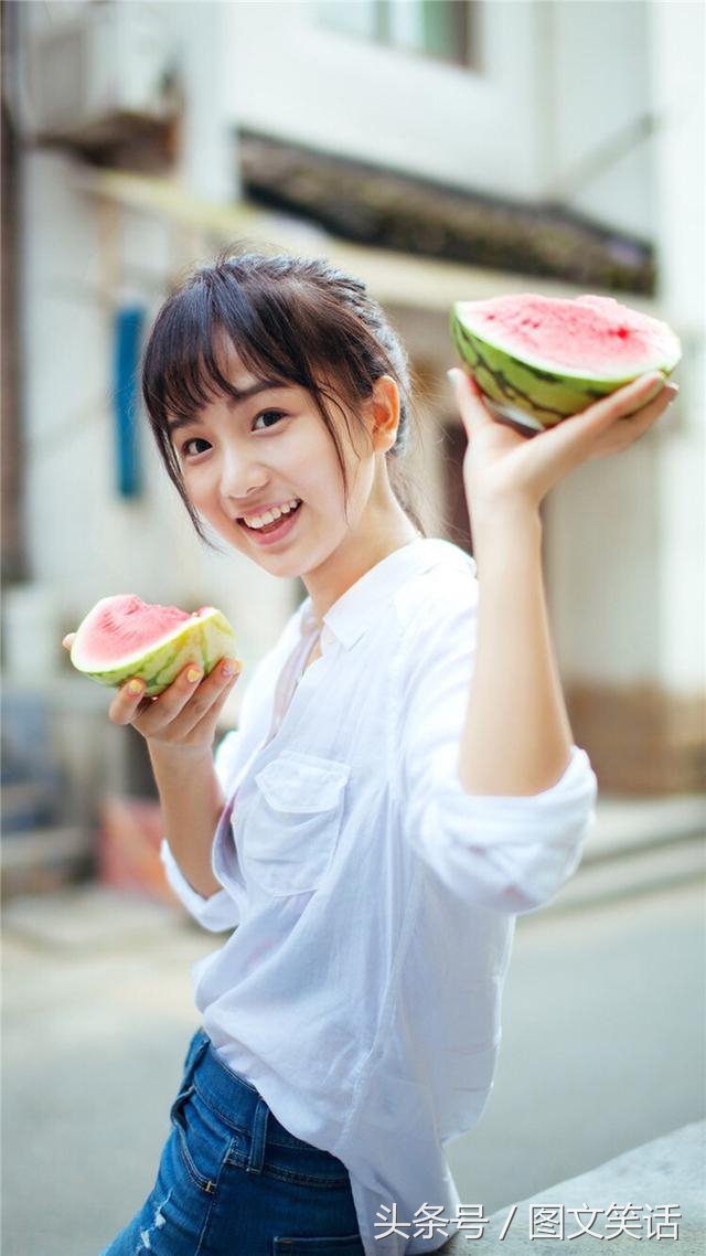 图文笑话：兄弟，你说普通话吧，你这四川话我听的脑壳疼