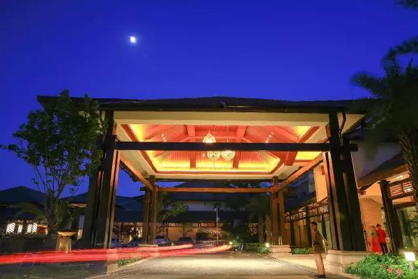 滇池度假区华邑酒店,昆明南亚之门华邑酒店