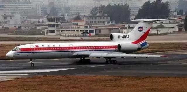 他是中国第一代首富，三度被抓入狱曾用罐头换来四架大飞机！