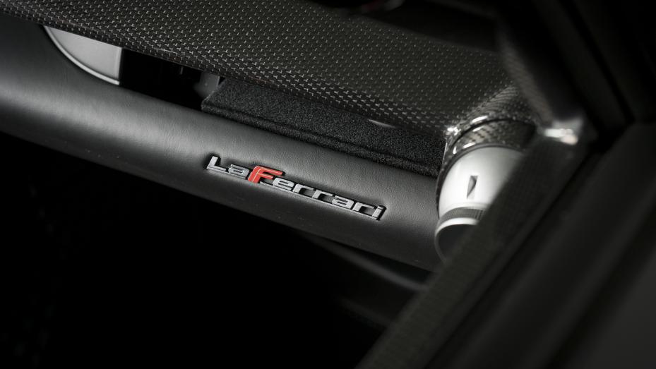 法拉利laferrari黄金色,哑光黑法拉利laferrari