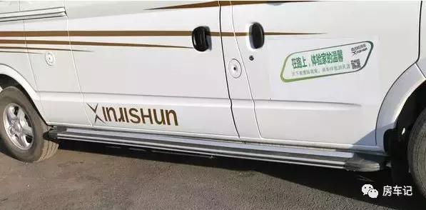 上汽大通v80长轴中顶自动挡房车,2019款大通v80豪哥自动挡房车