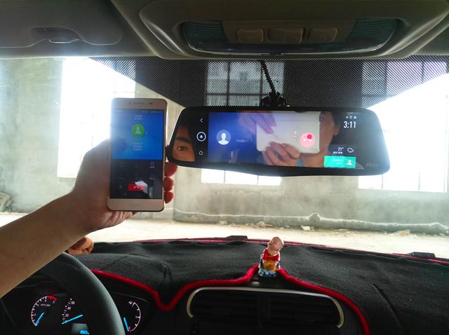 给我一个飞吻歌词,给我一个飞吻英文