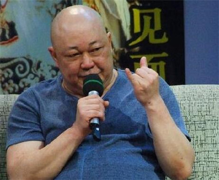 这个“黑面人”,才是“人民的名义”的真正代表!