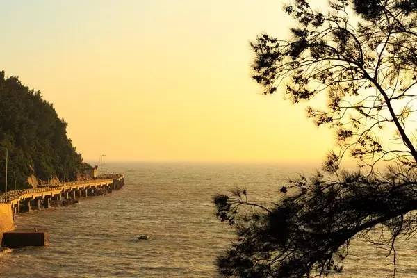 省下机票钱！杭州周边8个美到窒息的蔚蓝海岛，路费100+就能享受沙滩、海浪……完全不输国外！走起~