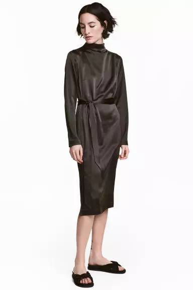 下周穿什么裙子,下周穿什么衣服比你高级