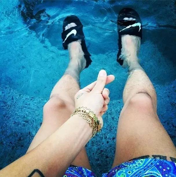 便宜又好看的潮鞋拖鞋,今年最潮的鞋夏季拖鞋