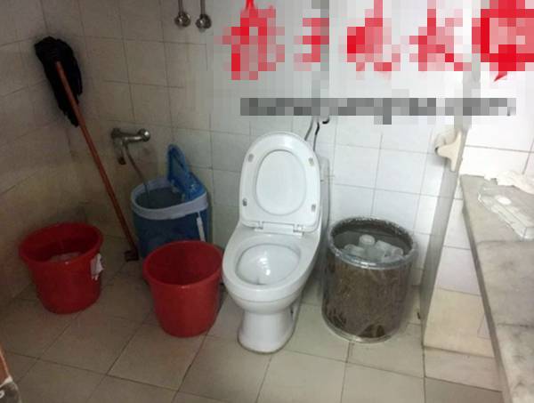 特大网络化妆品造假案！卖几千元的高档货马桶边罐装，成本几十块！