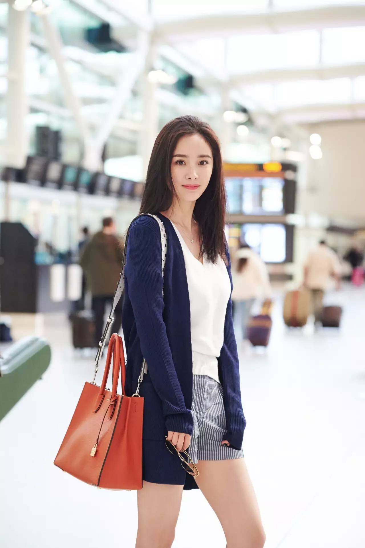 杨幂上红毯,杨幂metgala首秀