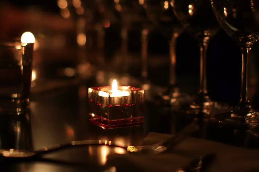 男子酒后竟在足浴城干出这等事……