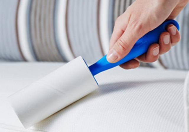 地毯上的人的毛发怎么清理,地毯上的毛发用什么清理比较好