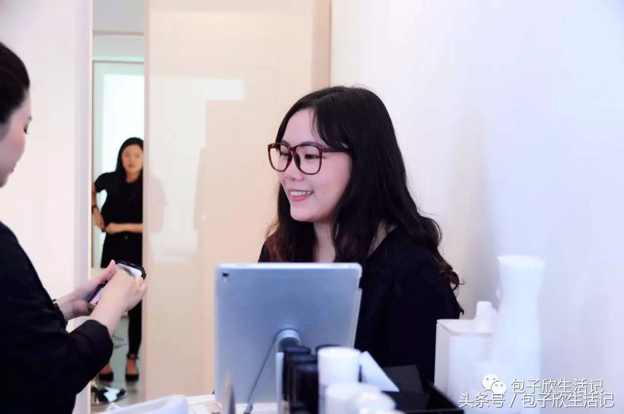 大二了才知道选对粉底液的重要性,如何选到合适的粉底液