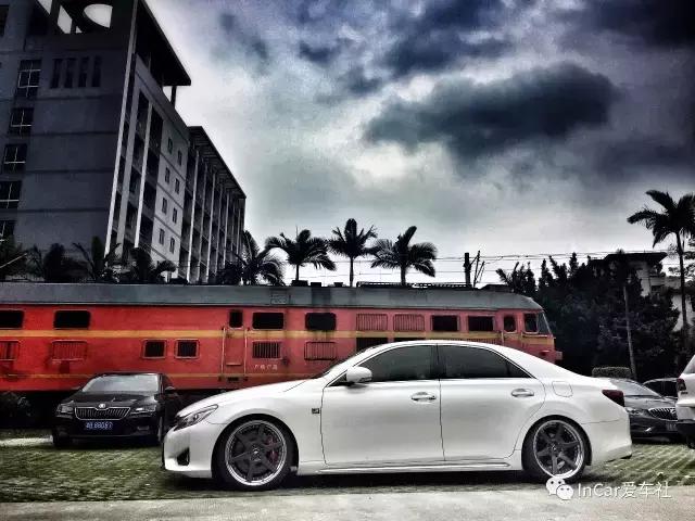 米白锐志星空顶改装案例,10-12年锐志改装案例