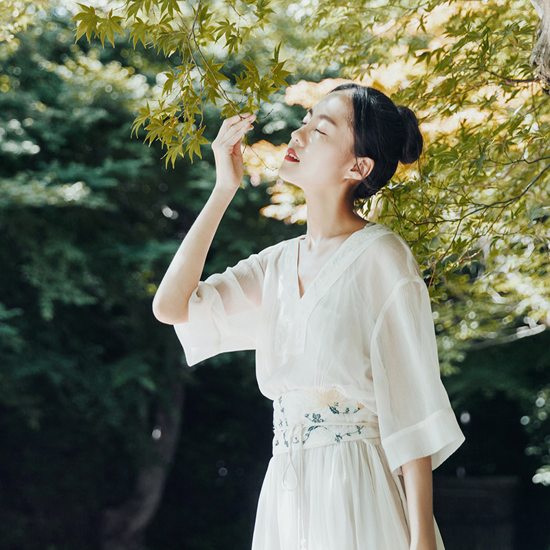 告别淘宝店铺,平价淘宝女装店推荐文艺风