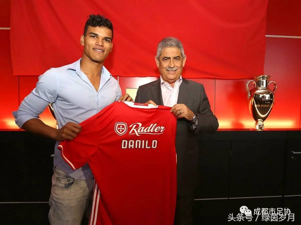 回顾精彩片段展望新的未来,2018熊猫杯以梦为马不负韶华