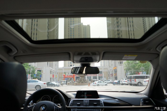 2017款宝马320lim运动试驾,19款宝马320lim运动曜夜版