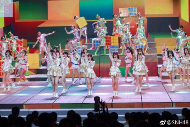 鹿晗鞠婧祎天作之合,鹿晗鞠婧祎多年前同台