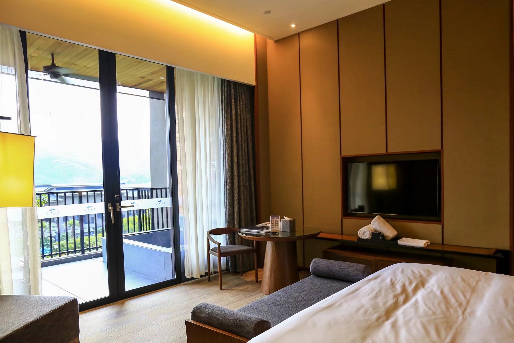 这样的休闲度假方式也很不错