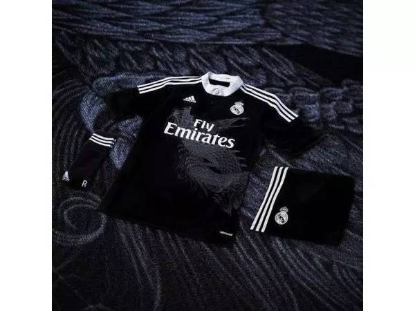 足球街头潮流,街头巷尾足球