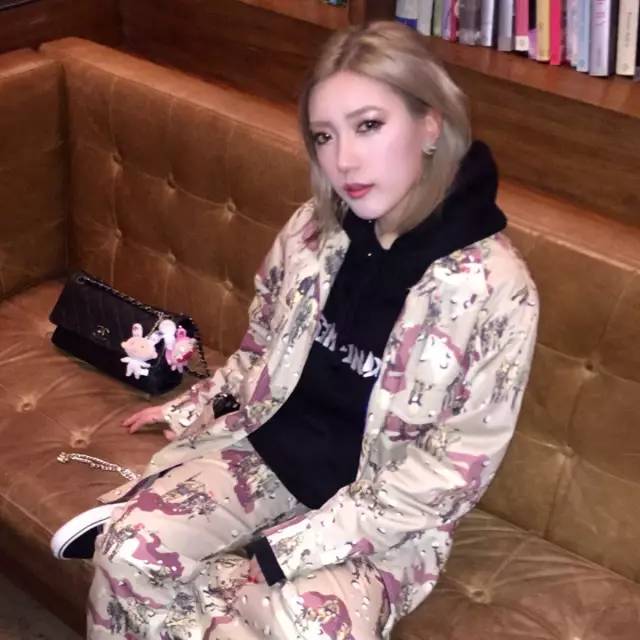 那些潮人喜欢在哪买衣服,潮人在哪挑衣服