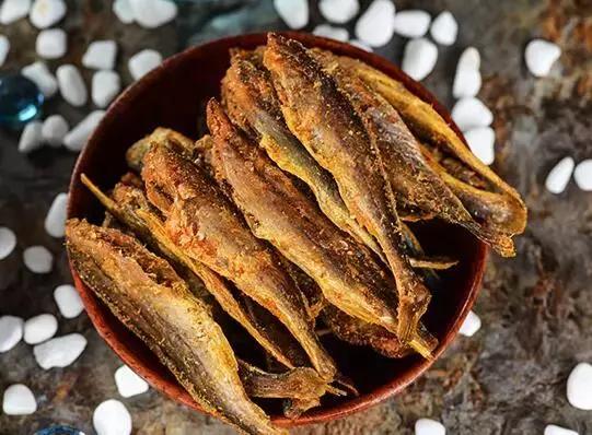 我们不能打败五月病，但我们的零食可以！