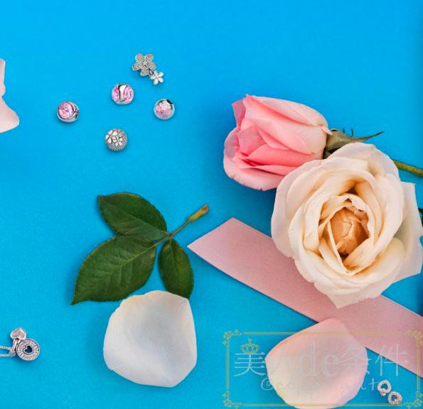 送妈妈的礼物推荐秋冬款高级感,别再纠结送什么礼物