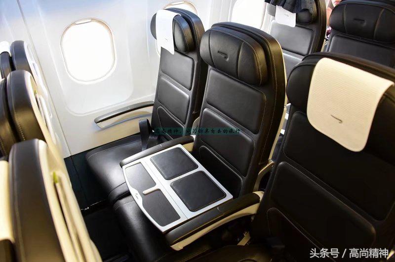 男子踩飞行板飞越英吉利海峡,法国飞人23分钟飞越英吉利海峡