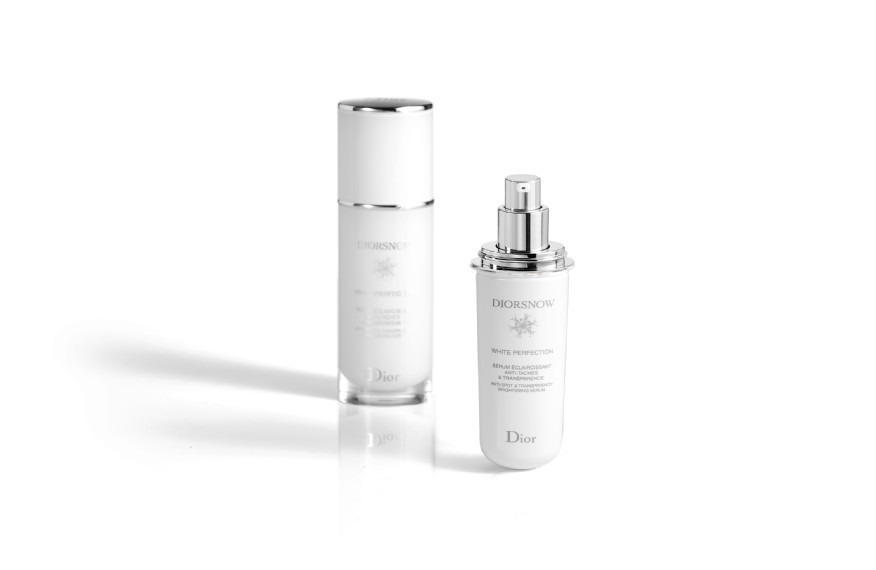 在这个看脸的社会，不白怎么行？献上最完整的美白干货来对抗热浪