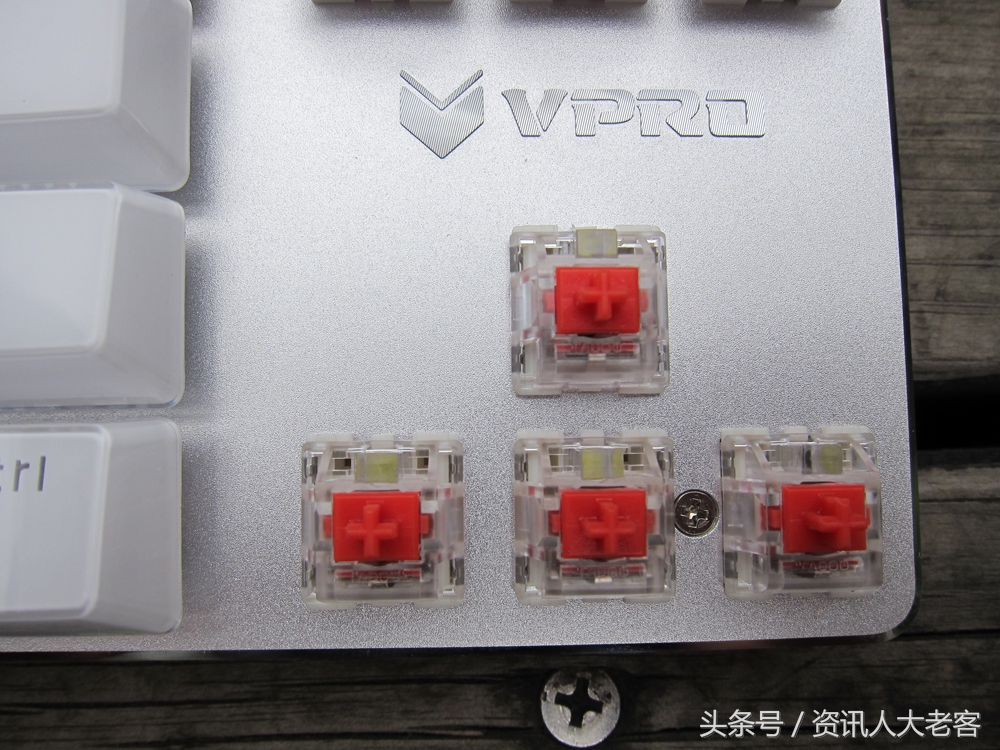 雷柏机械键盘v500冰晶版,雷柏v500s冰晶版怎么样