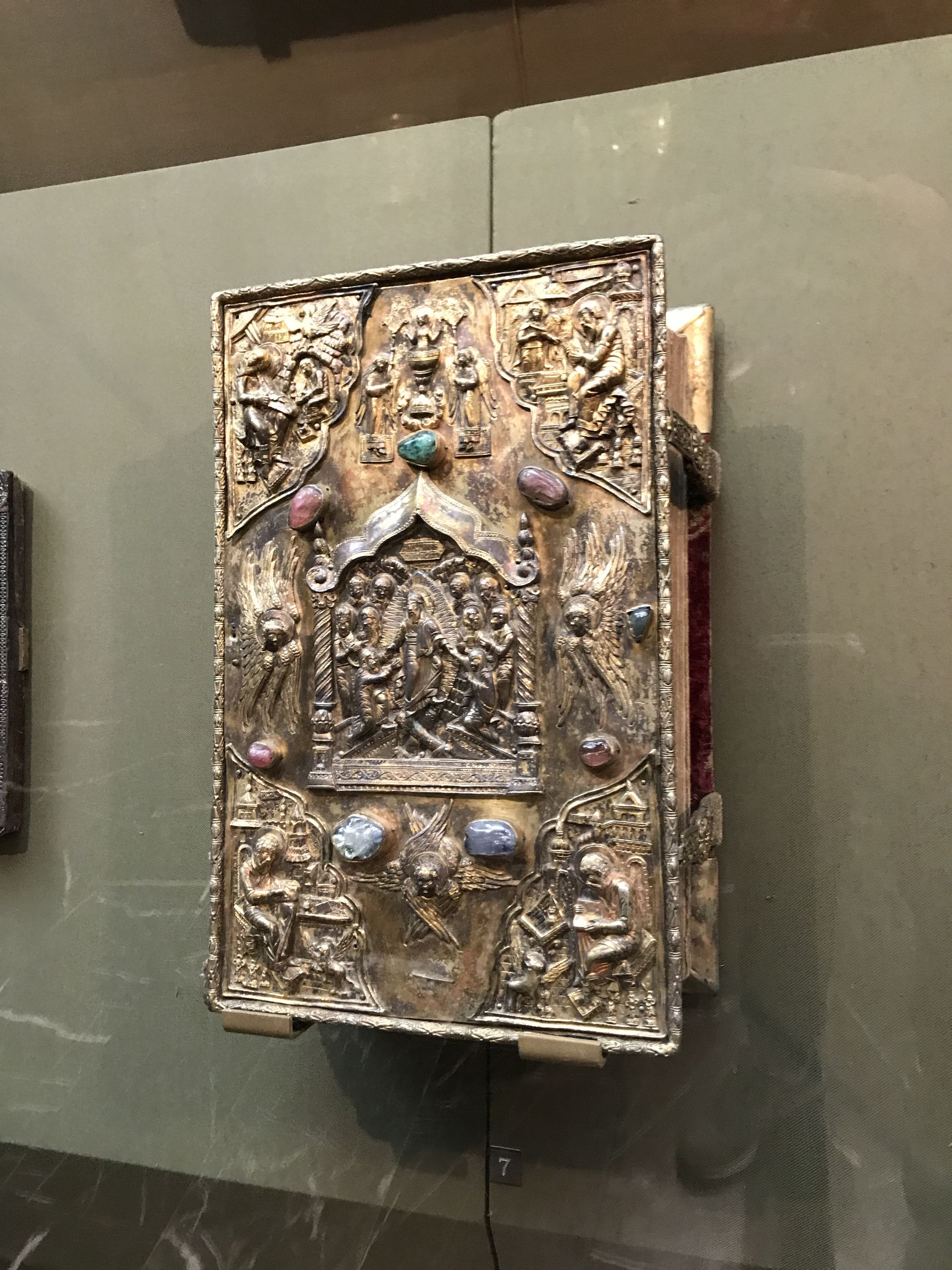 教堂里“神秘又惊悚”的宝物——俄罗斯艺术之旅之三