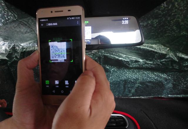 给我一个飞吻歌词,给我一个飞吻英文