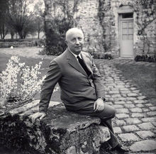 为什么很多人追捧奢侈品,奢侈品是怎么成为奢侈品的