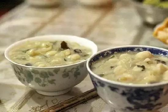 烤全羊、青稞酒、酥油茶，去*藏西**体验神秘的藏历新年，扎西德勒！