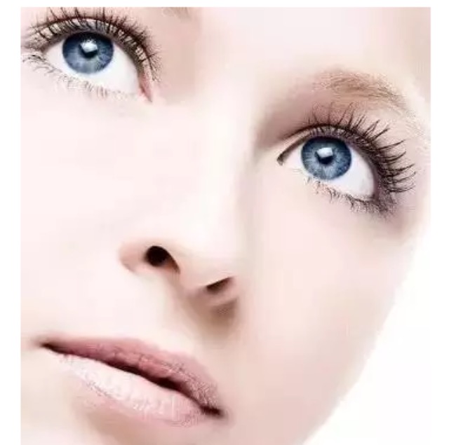 做双眼皮一个星期后感觉太宽了,第一次做双眼皮太窄了